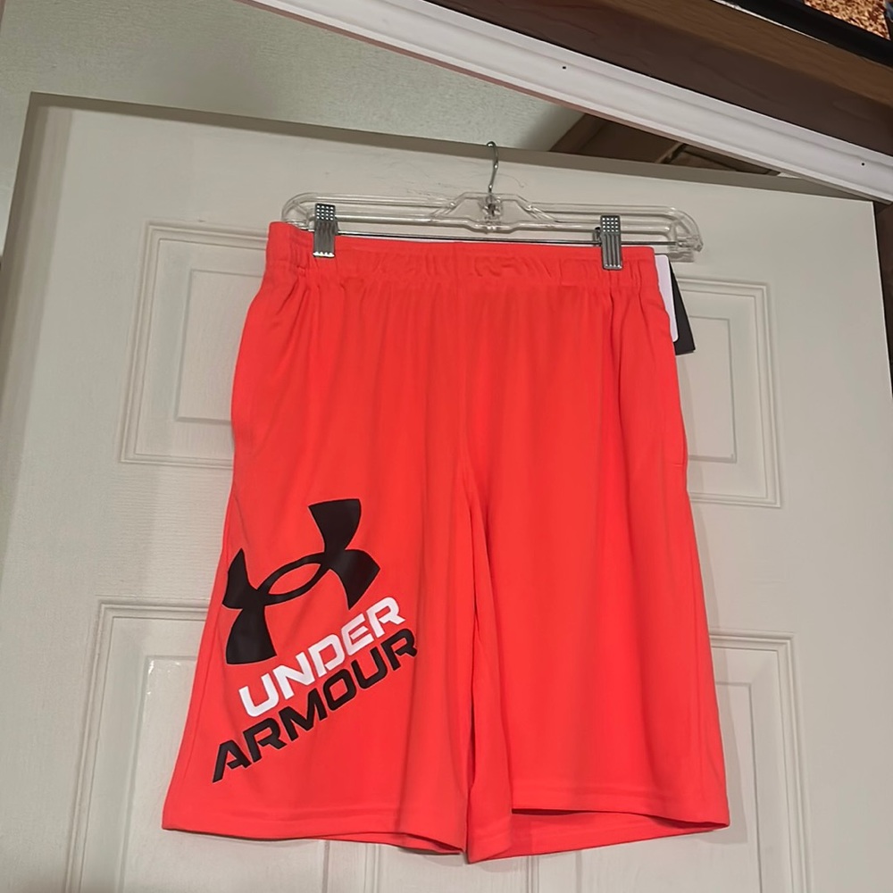 Under Armour Boys’ Prototype 2.0 Logo Shorts: BETA/BLACK: NWT: SZ L